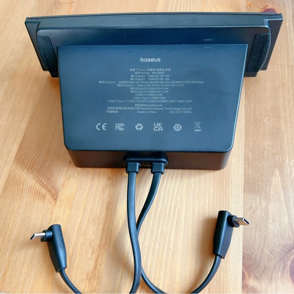 Baseus T-Space Series Car HUB for Tesla Docking Station PD 45W Fast Charger - Picture 2 of 9